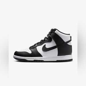 NWOT NIKE high top panda dunks